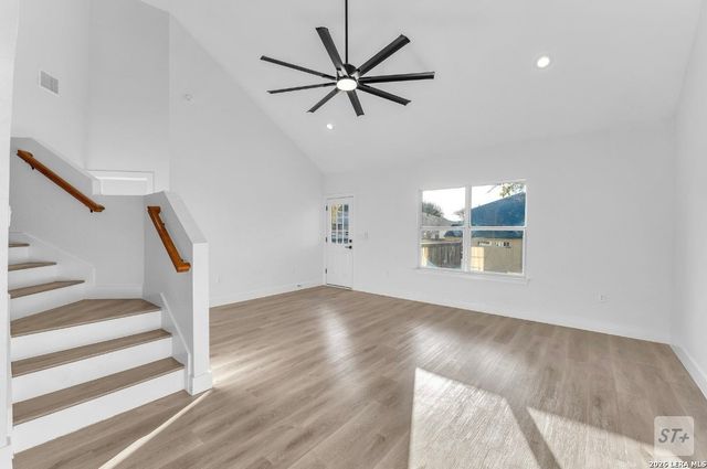 671 Lynx Mountain, San Antonio, TX 78251