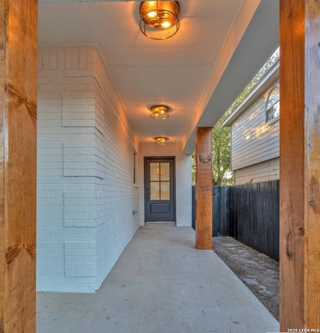 671 Lynx Mountain, San Antonio, TX 78251