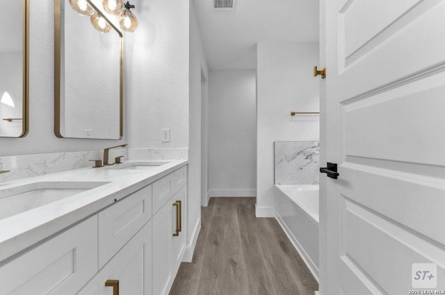 671 Lynx Mountain, San Antonio, TX 78251