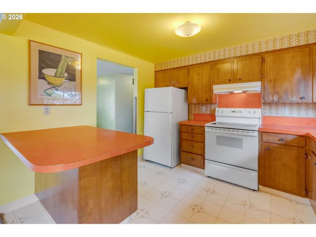 14335 Ne ALTON Ct, Portland, OR 97230