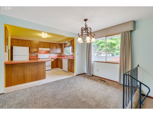14335 Ne ALTON Ct, Portland, OR 97230