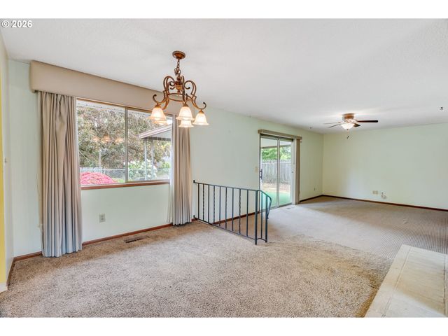 14335 Ne ALTON Ct, Portland, OR 97230