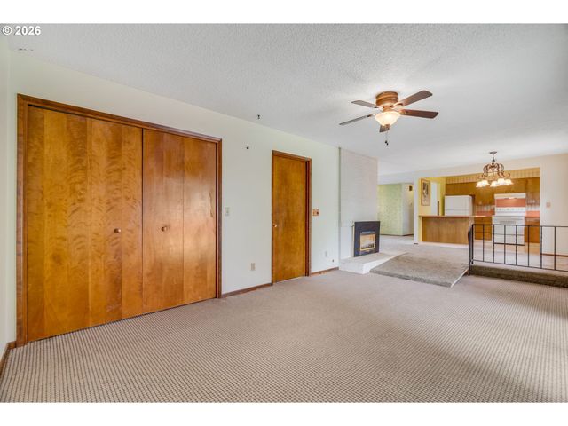 14335 Ne ALTON Ct, Portland, OR 97230