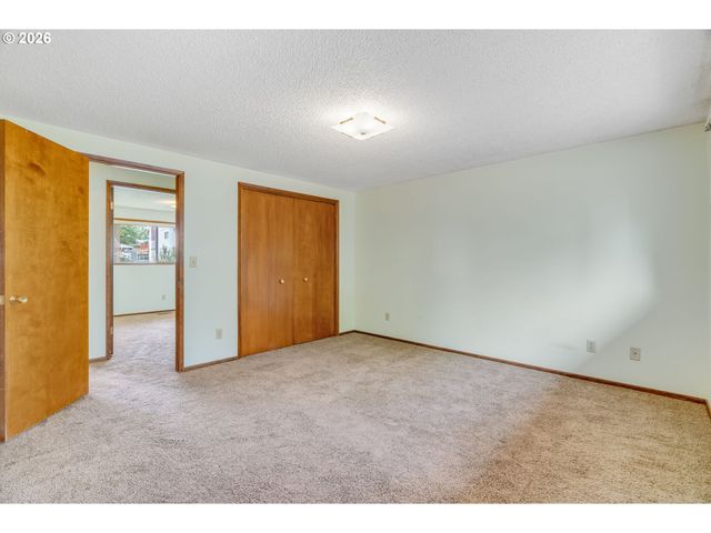 14335 Ne ALTON Ct, Portland, OR 97230