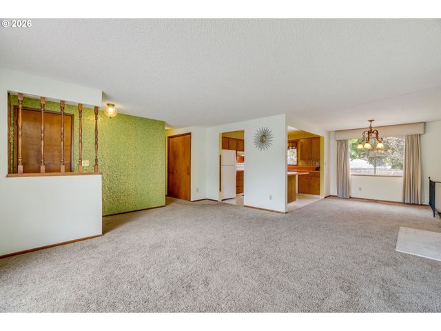 14335 Ne ALTON Ct, Portland, OR 97230