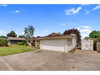 14335 Ne ALTON Ct, Portland, OR 97230