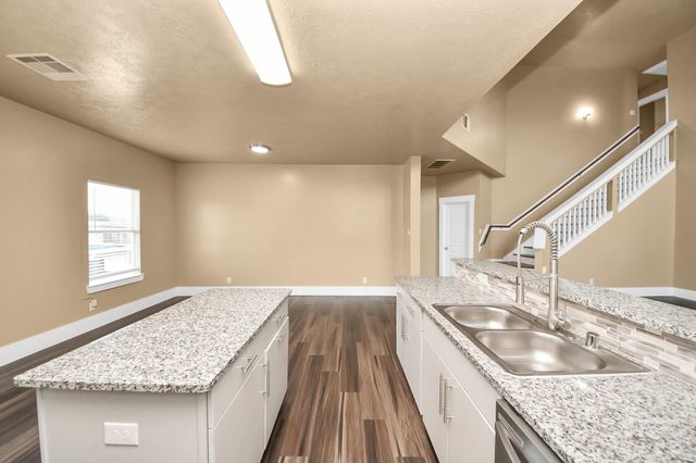 1 Desert Spring Lane, Manvel, TX 77578