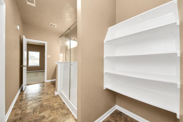 1 Desert Spring Lane, Manvel, TX 77578