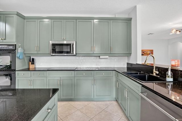 14501 SW 39th St, Miramar, FL 33027