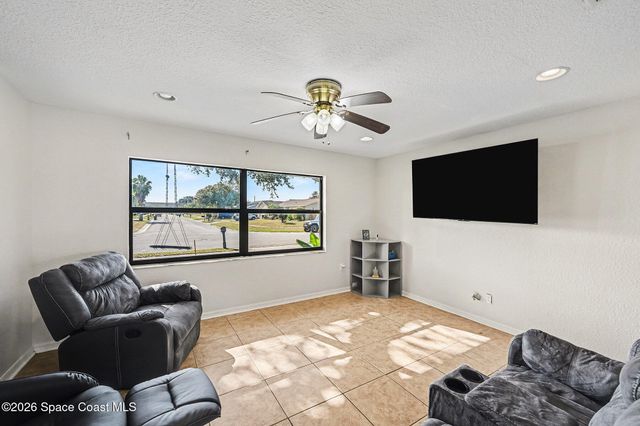 1584 Gardner Dr Drive, Melbourne, FL 32935