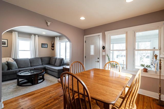 607 S Oak Park COURT, Milwaukee, WI 53214