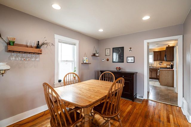 607 S Oak Park COURT, Milwaukee, WI 53214