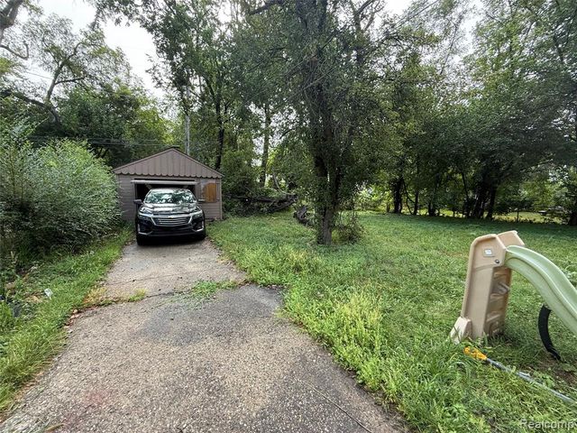 19390 Lumpkin Street, Detroit, MI 48234