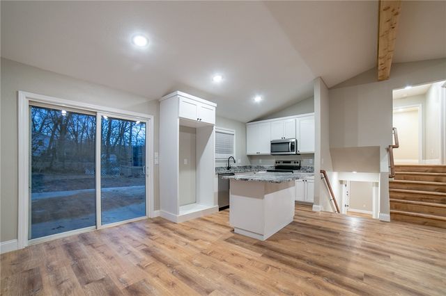 1647 E Carolyn Drive, Fayetteville, AR 72701