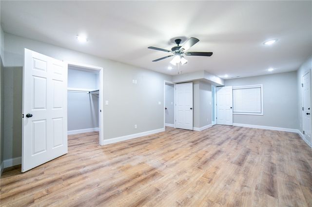 1647 E Carolyn Drive, Fayetteville, AR 72701