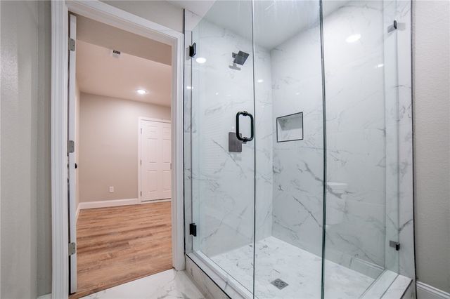 1647 E Carolyn Drive, Fayetteville, AR 72701