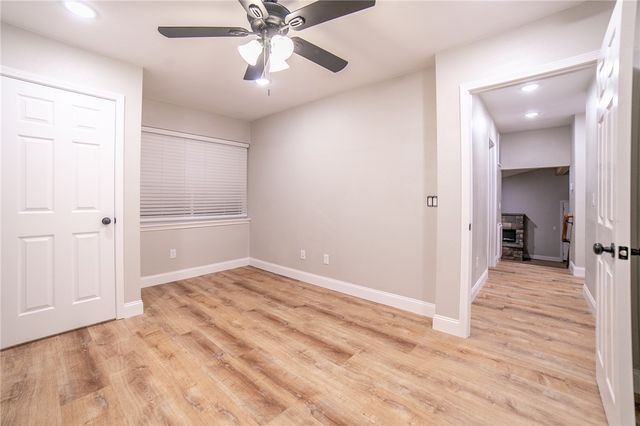 1647 E Carolyn Drive, Fayetteville, AR 72701