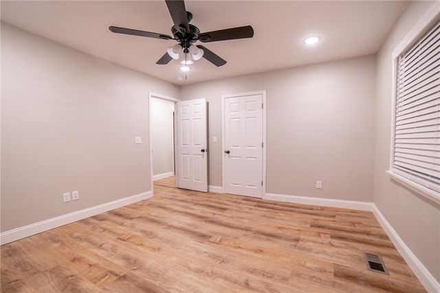 1647 E Carolyn Drive, Fayetteville, AR 72701