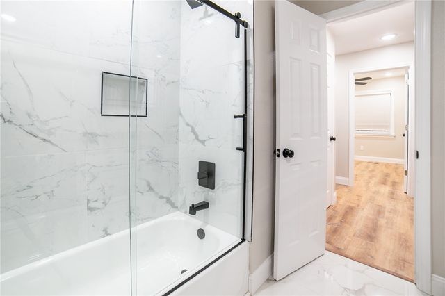 1647 E Carolyn Drive, Fayetteville, AR 72701