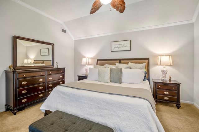 812 Woodland Lane, Conroe, TX 77302
