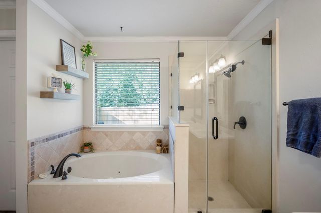 812 Woodland Lane, Conroe, TX 77302