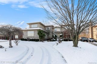 7143 Yarmouth Court, West Bloomfield Charter Township, MI 48322