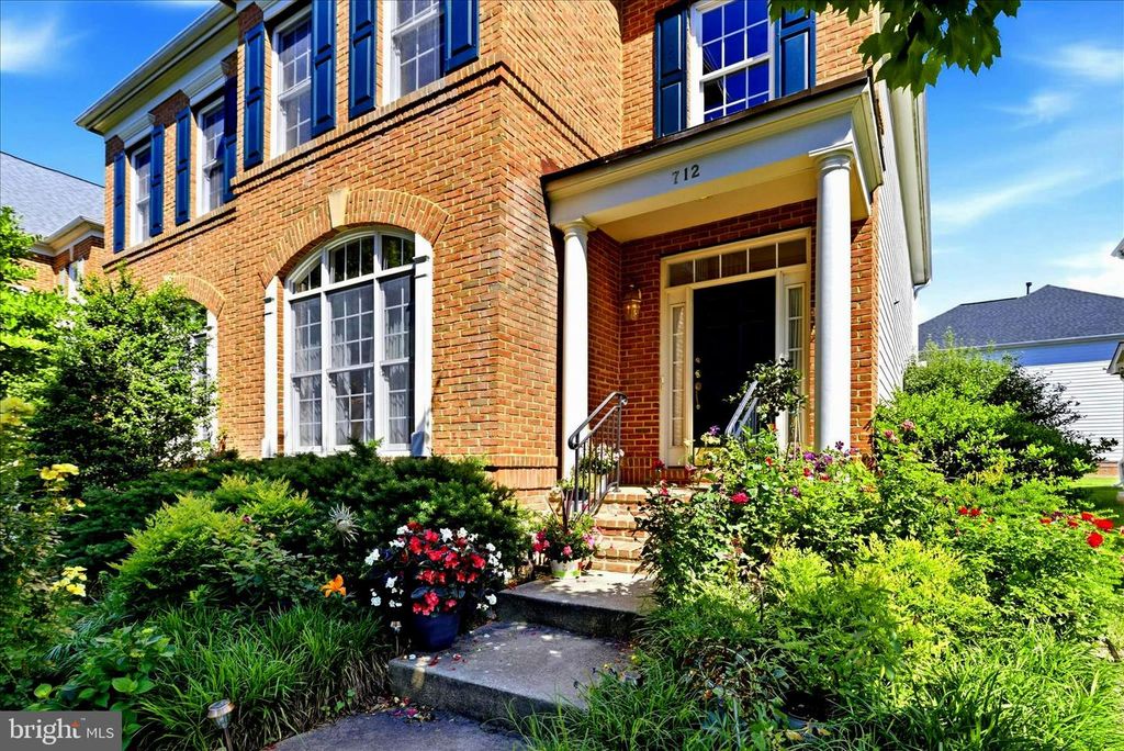 Image 1 of property listing at 712 COYBAY DR, Annapolis, MD 21401