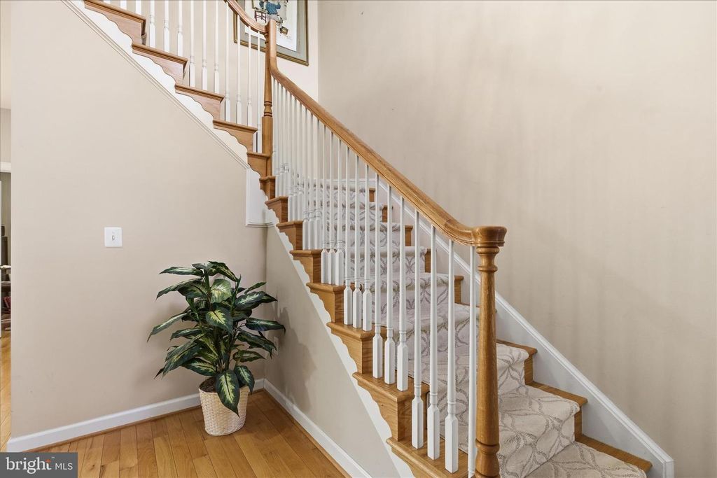 Image 22 of property listing at 712 COYBAY DR, Annapolis, MD 21401