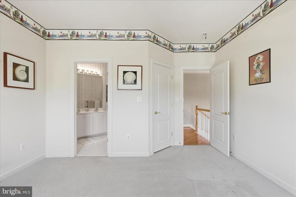 Image 28 of property listing at 712 COYBAY DR, Annapolis, MD 21401