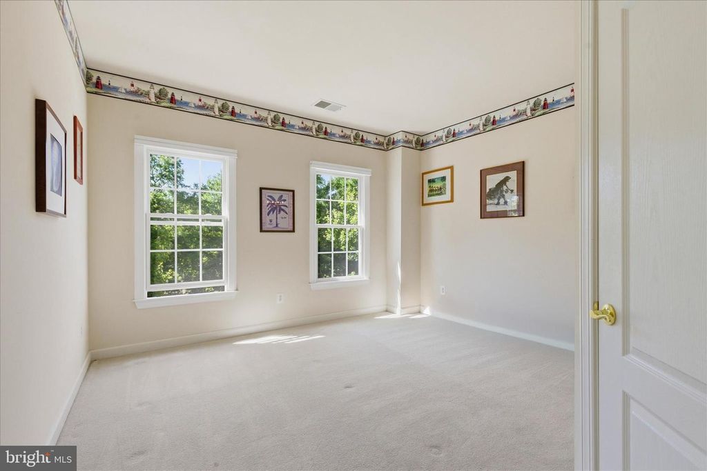 Image 29 of property listing at 712 COYBAY DR, Annapolis, MD 21401
