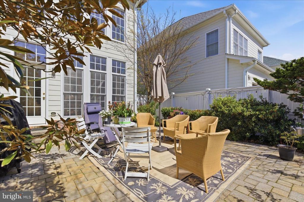 Image 44 of property listing at 712 COYBAY DR, Annapolis, MD 21401