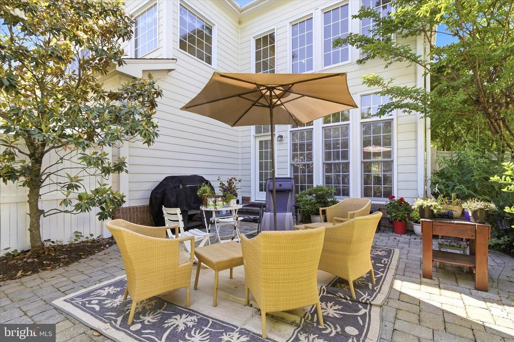 Image 45 of property listing at 712 COYBAY DR, Annapolis, MD 21401
