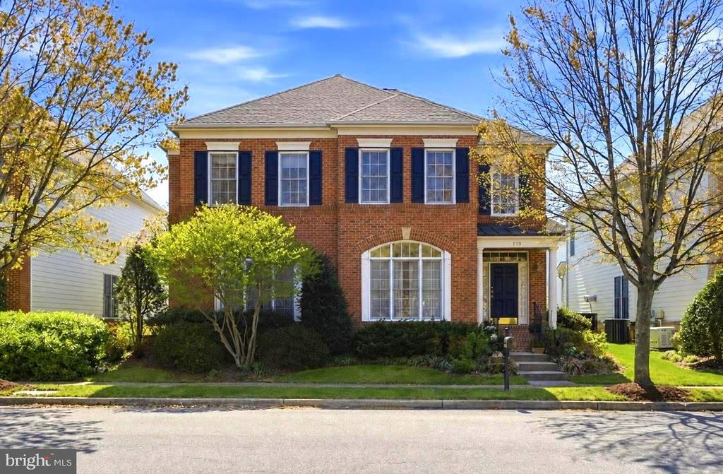 Image 50 of property listing at 712 COYBAY DR, Annapolis, MD 21401