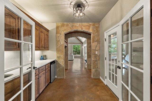 303 Highland Court, Double Oak, TX 75077