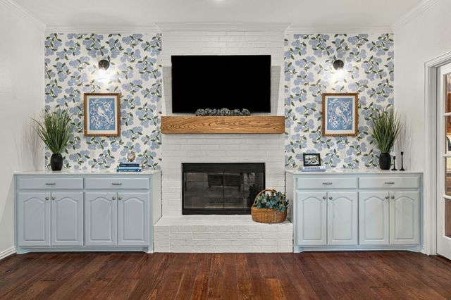 303 Highland Court, Double Oak, TX 75077