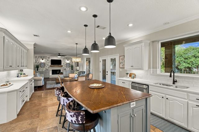 303 Highland Court, Double Oak, TX 75077