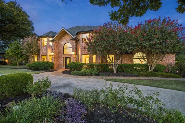 303 Highland Court, Double Oak, TX 75077