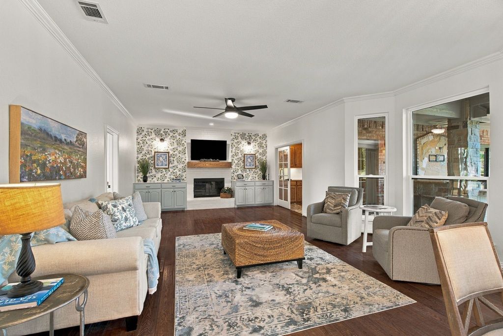 303 Highland Court, Double Oak, TX 75077