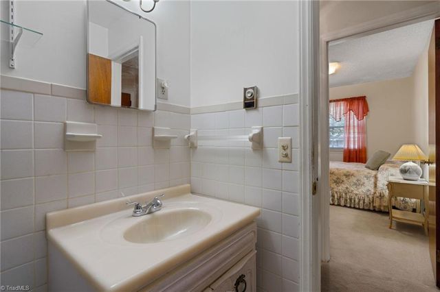 2506 Aster Drive, Greensboro, NC 27401