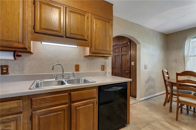2506 Aster Drive, Greensboro, NC 27401