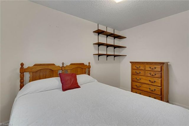 2506 Aster Drive, Greensboro, NC 27401