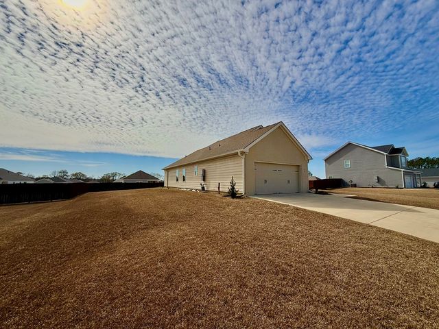 76 Popcorn Circle, Rehobeth, AL 36301