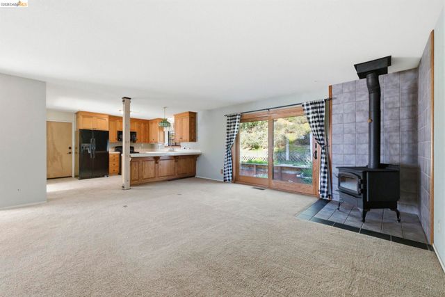 16170 Acorn Dr, Sonora, CA 95370