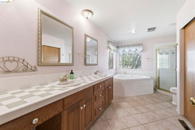 16170 Acorn Dr, Sonora, CA 95370