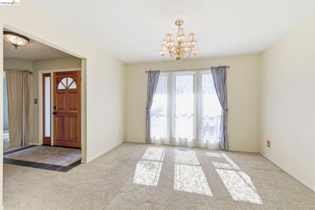 16170 Acorn Dr, Sonora, CA 95370