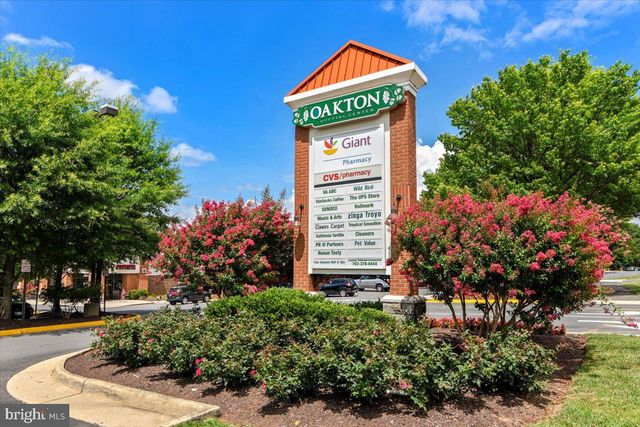 11133 OAKTON RD, Oakton, VA 22124