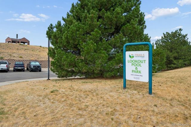5832 S Netherland Circle, Aurora, CO 80015
