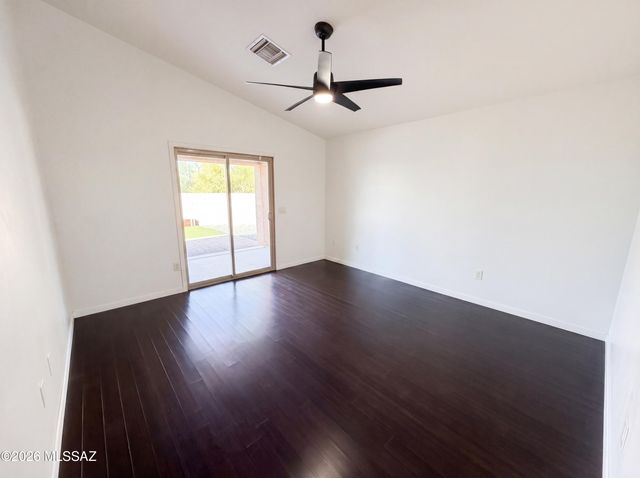 4703 W Hoha Lane, Tucson, AZ 85741