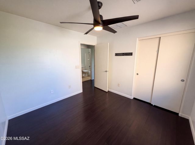 4703 W Hoha Lane, Tucson, AZ 85741