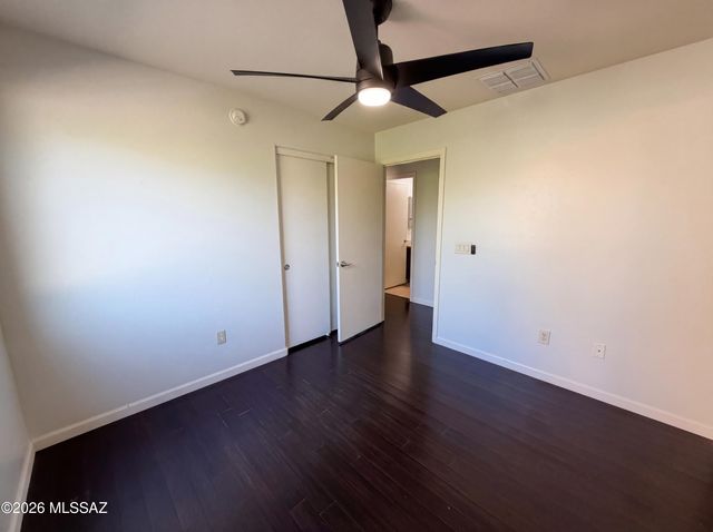 4703 W Hoha Lane, Tucson, AZ 85741